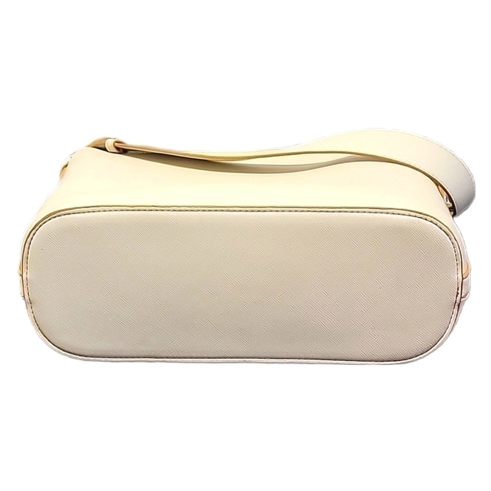 Carpisa PVC Bucket Purse - Picture 3 of 16